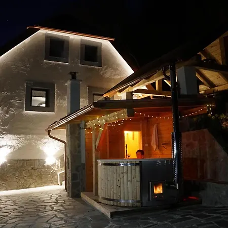 度假居 Kmetija Karnicnik-kmecka Hisa Matejka With Hot Tub&sauna *