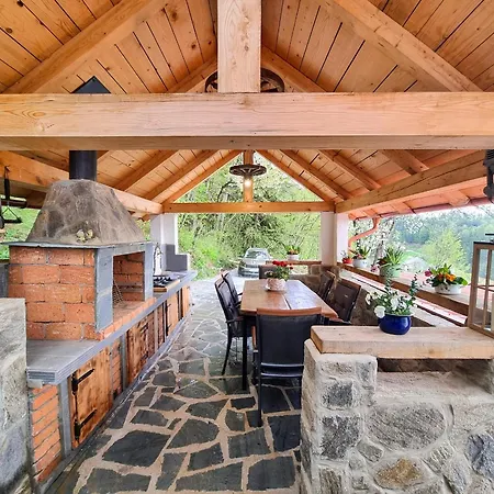 度假居 Kmetija Karnicnik-kmecka Hisa Matejka With Hot Tub&sauna *