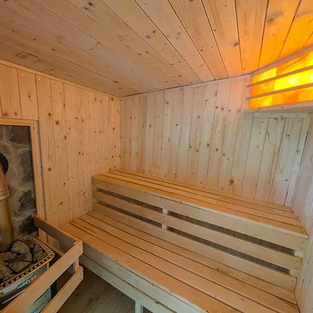 Kmetija Karnicnik-kmecka Hisa Matejka With Hot Tub&sauna 韦莱涅